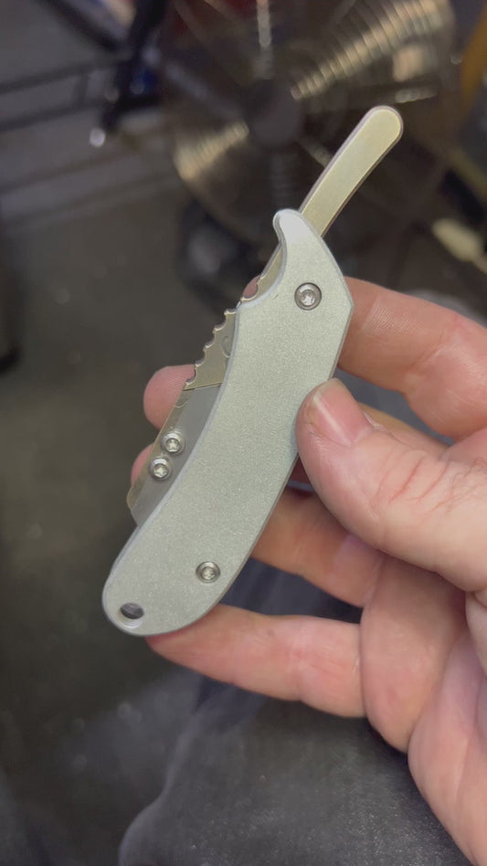 BC Friction Folder - Utility blade holder
